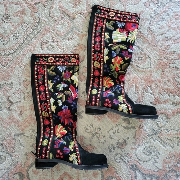 Warren Edwards Embroidered Floral Boots NWOT - Picture 2 of 11